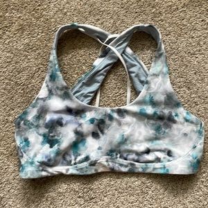 Lululemon bra blue floral size 6